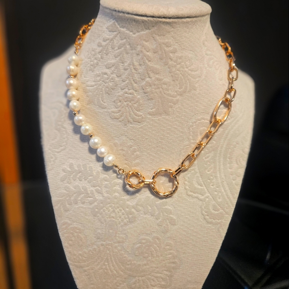 Pearl Chunky Gold Necklace